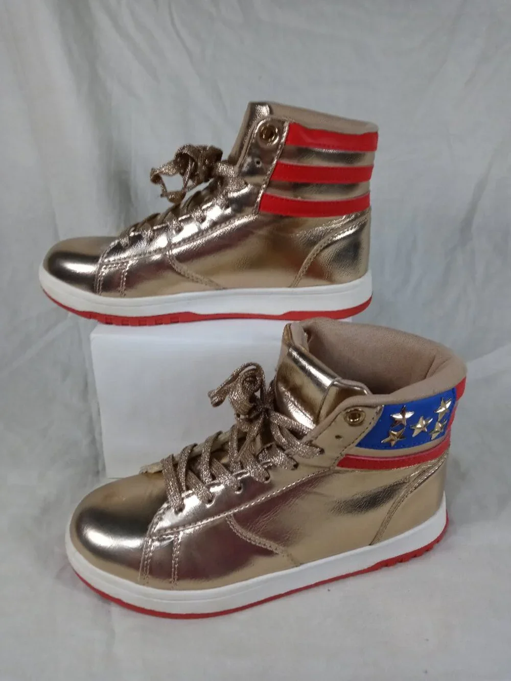 Shein Girls High Top Sneakers Gold Red Blue Stars Kids Shoes Size 3 in Good Cond